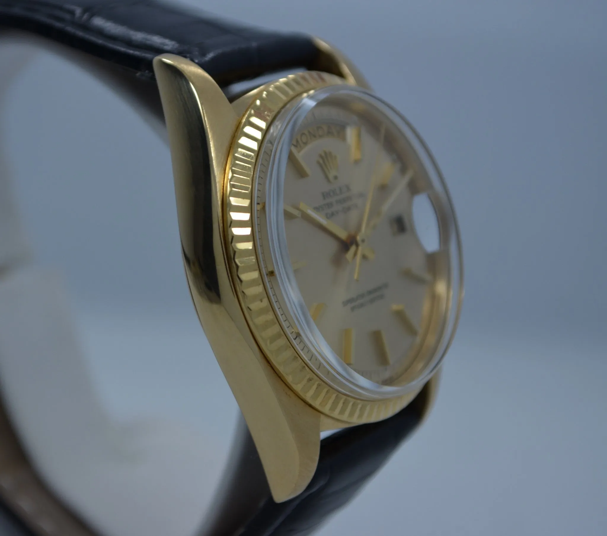 Vintage Rolex 1803 President Day Date 3.6 Mil 1972 18K Yellow Gold Wristwatch