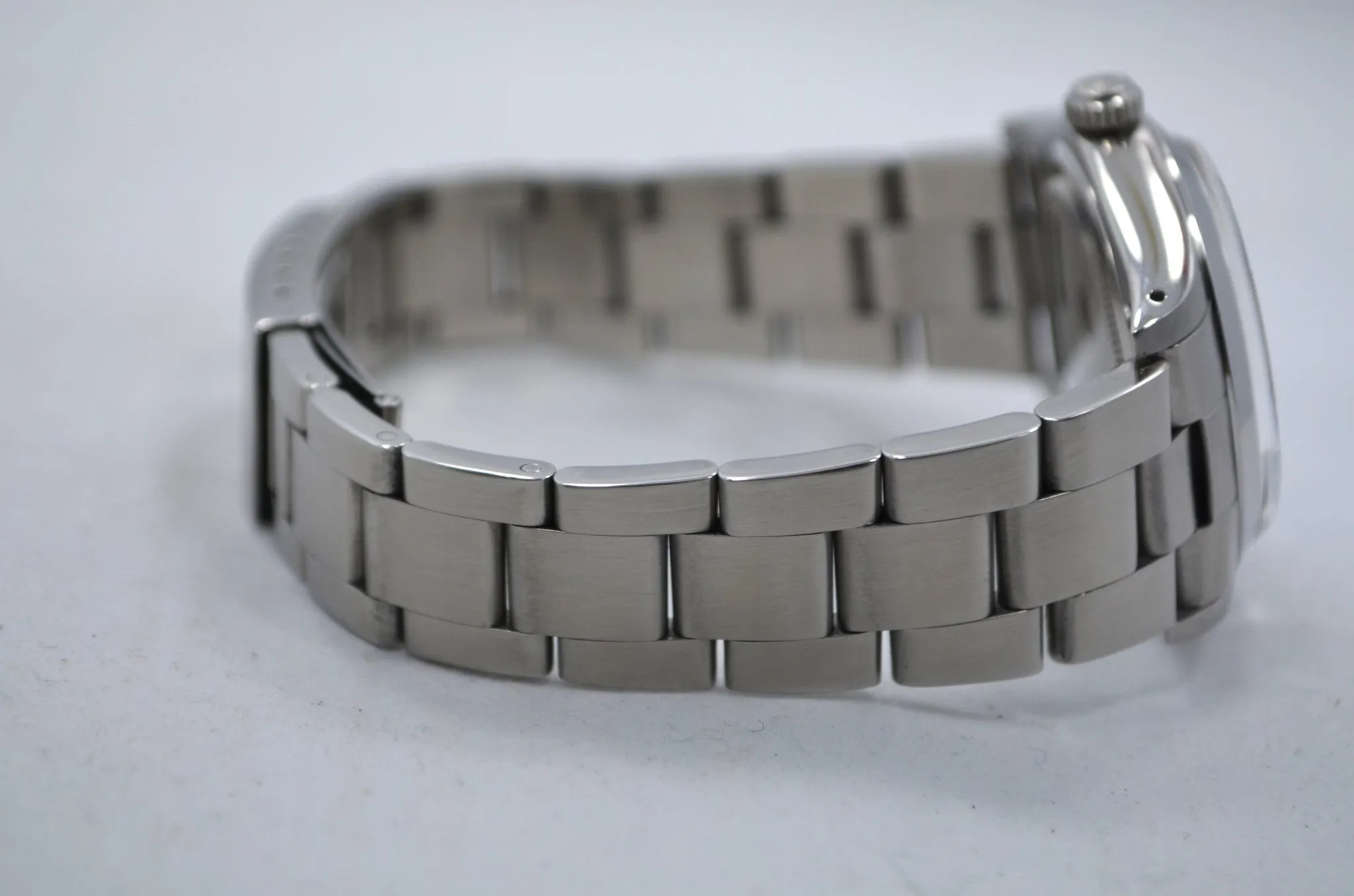 Vintage Rolex 6694 Oysterdate Stainless Steel Wristwatch Circa 1983 8 Mil Serial
