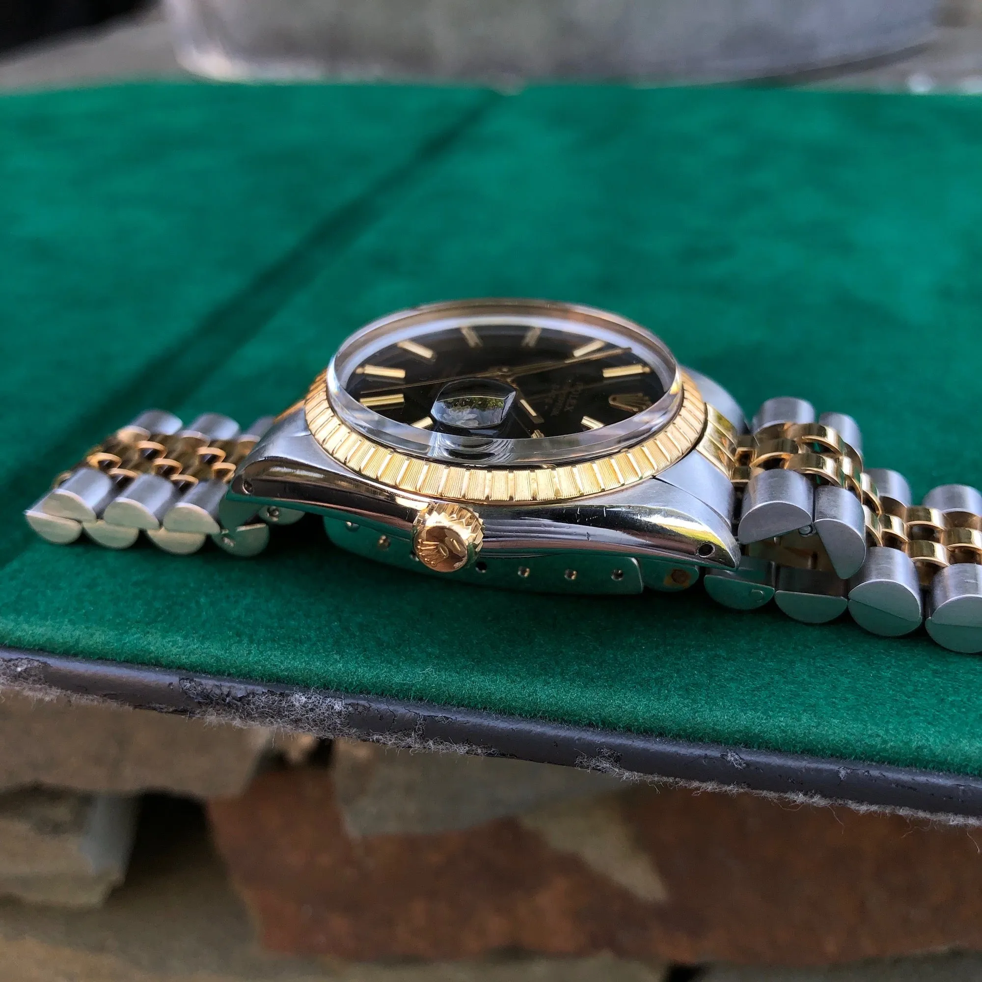 Vintage Rolex Date 15053 Two Tone Steel 18K Yellow Gold Black Jubilee Wristwatch Circa 1984