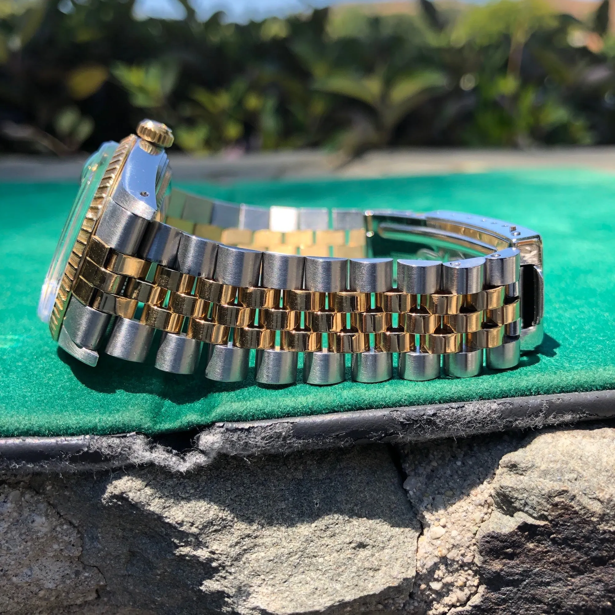 Vintage Rolex Date 15053 Two Tone Steel 18K Yellow Gold Black Jubilee Wristwatch Circa 1984