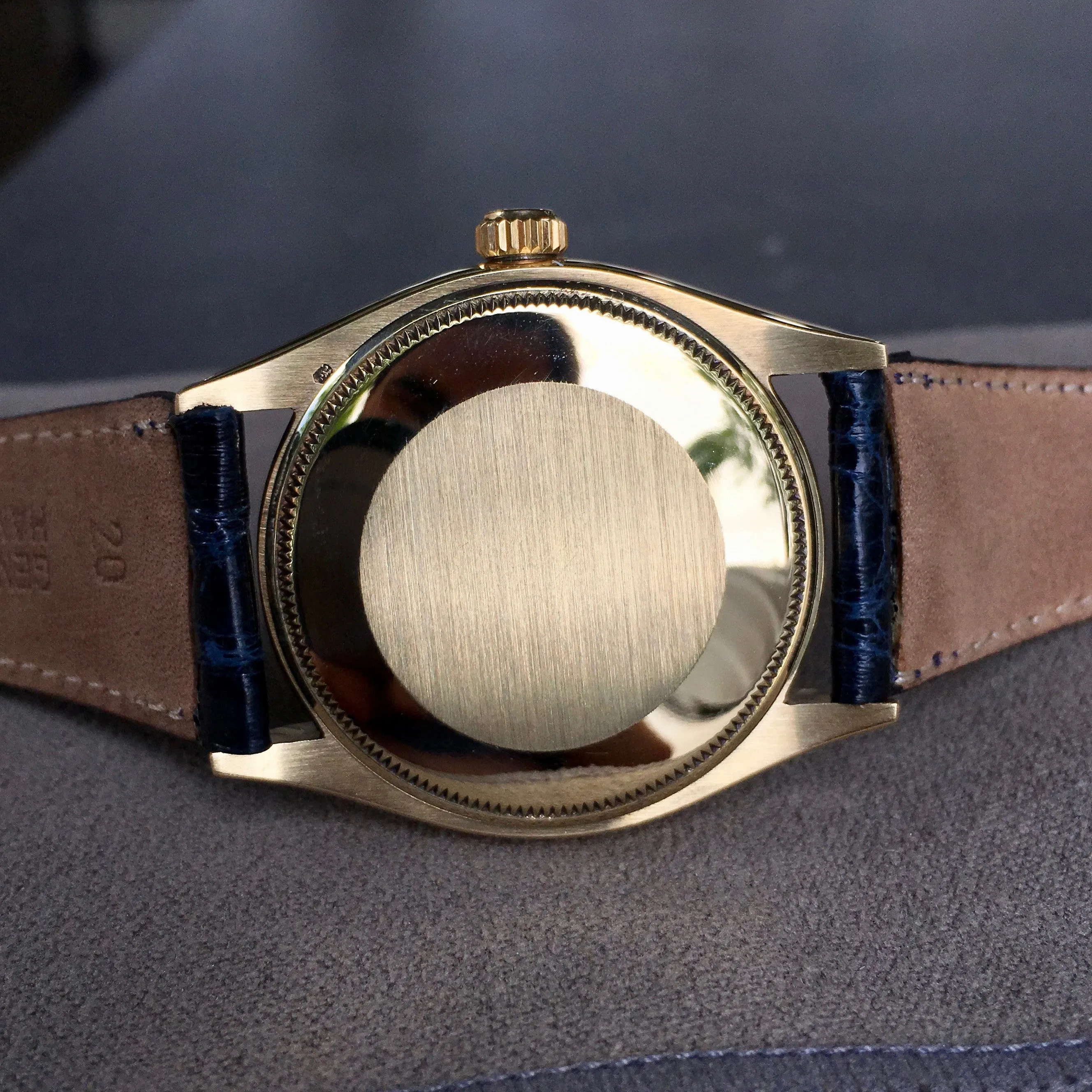 Vintage Rolex Oyster Perpetual 1002 14K Yellow Gold Caliber 1560 Silver Wristwatch