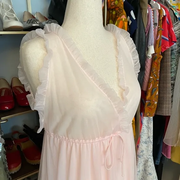 Vintage Ruffled Intime Nightgown - Size Large