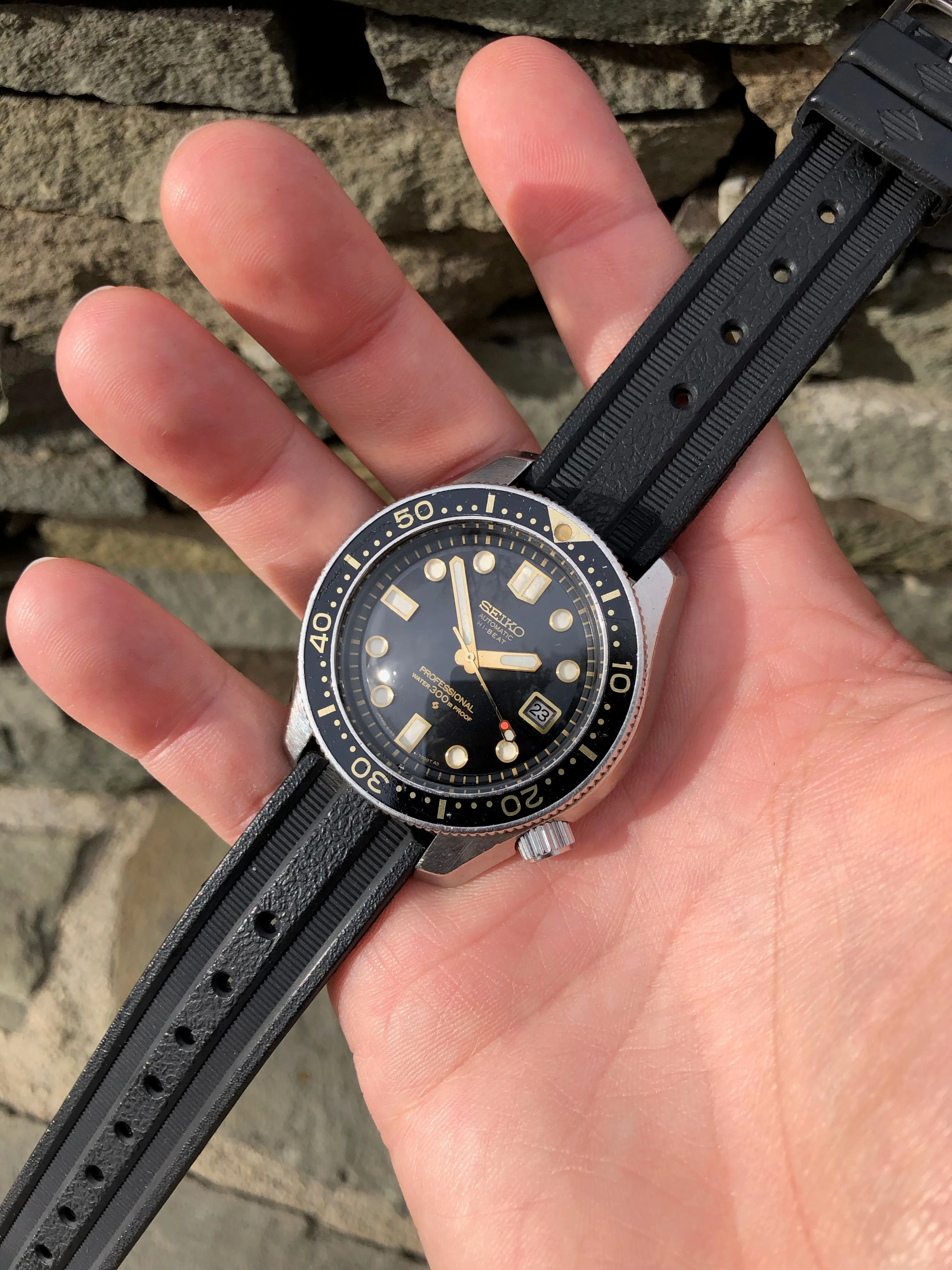 Vintage Seiko Professional 6159-7001 Diver 300 Hi-Beat Steel Automatic 44mm Wristwatch