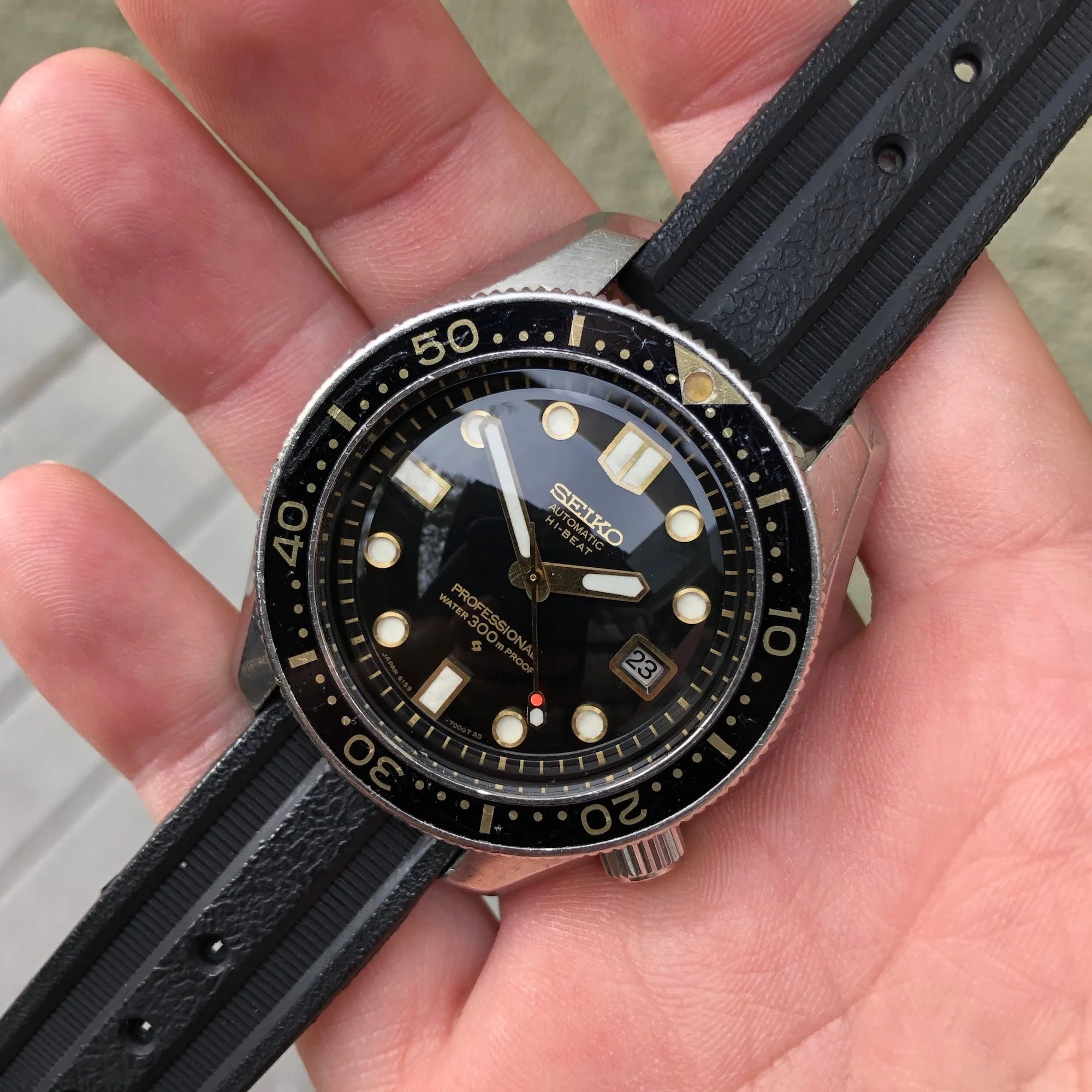 Vintage Seiko Professional 6159-7001 Diver 300 Hi-Beat Steel Automatic 44mm Wristwatch