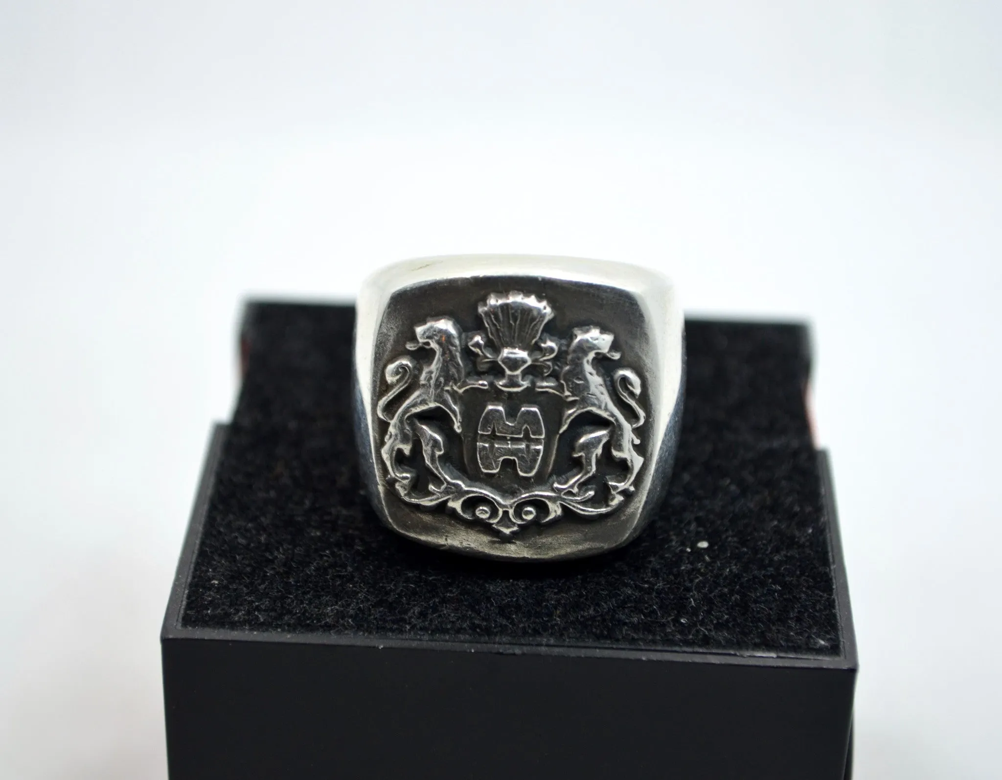 Vintage Sterling Silver German Crest COA Ring HEAVY MASSIVE
