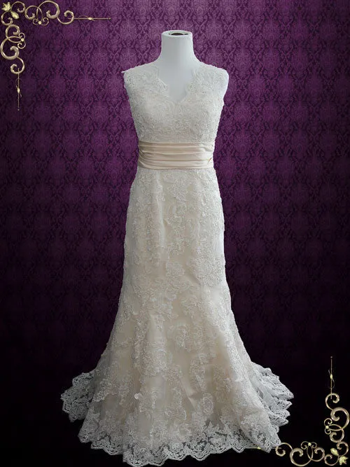 Vintage Style Lace Keyhole Back Wedding Dress with V Neck | Rayna