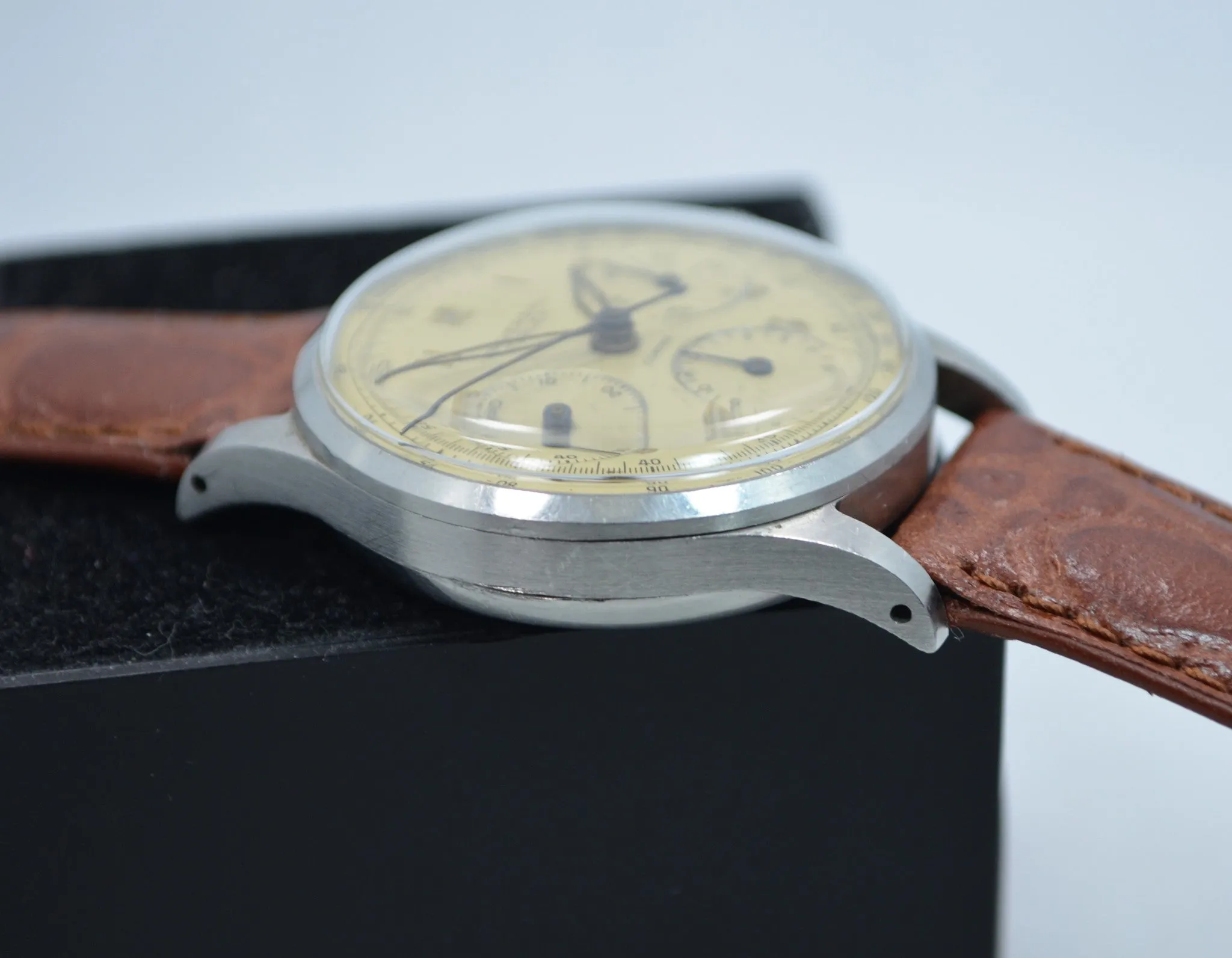 Vintage Universal Geneve Compax Türler Signed Steel Chronograph Cal. 285 Wristwatch 1950's