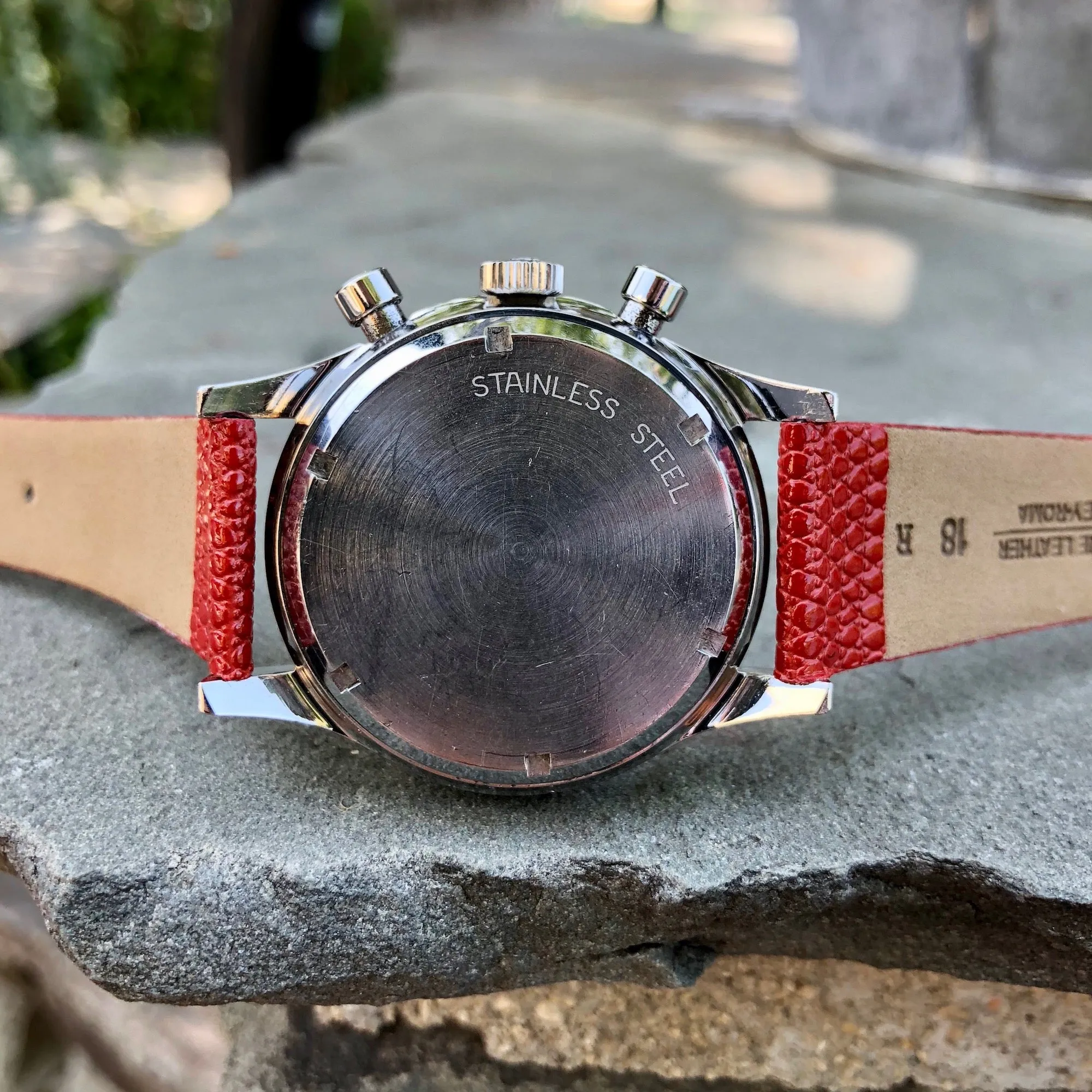 Vintage Wittnauer Professional 6002 Steel Valjoux 72 Chronograph Manual Black Red Exotic Dial Wristwatch