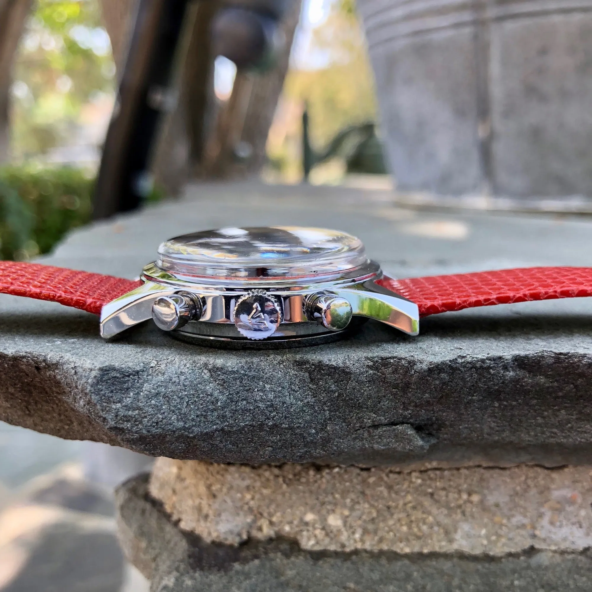Vintage Wittnauer Professional 6002 Steel Valjoux 72 Chronograph Manual Black Red Exotic Dial Wristwatch