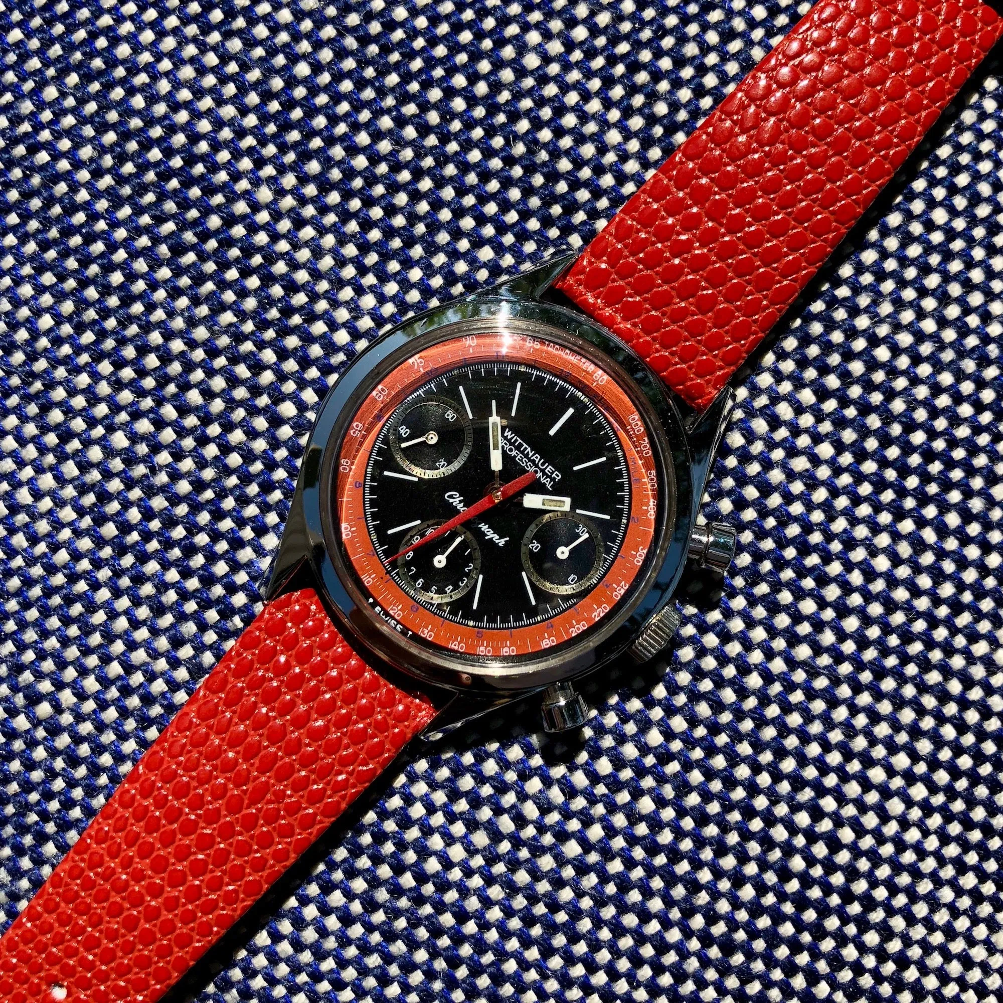 Vintage Wittnauer Professional 6002 Steel Valjoux 72 Chronograph Manual Black Red Exotic Dial Wristwatch
