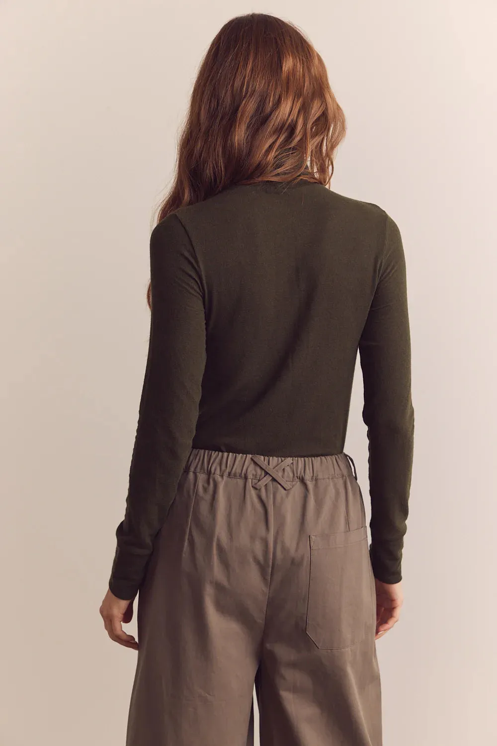 Wool Blend Lightweight Turtleneck - Olive